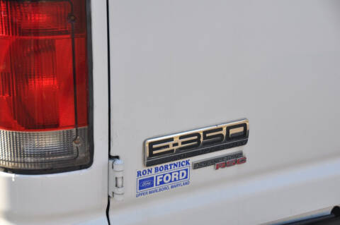 2010 Ford E-Series E-350 SD XLT