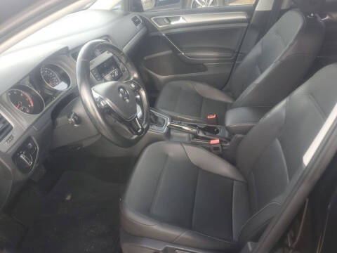 2015 Volkswagen Golf TSI S