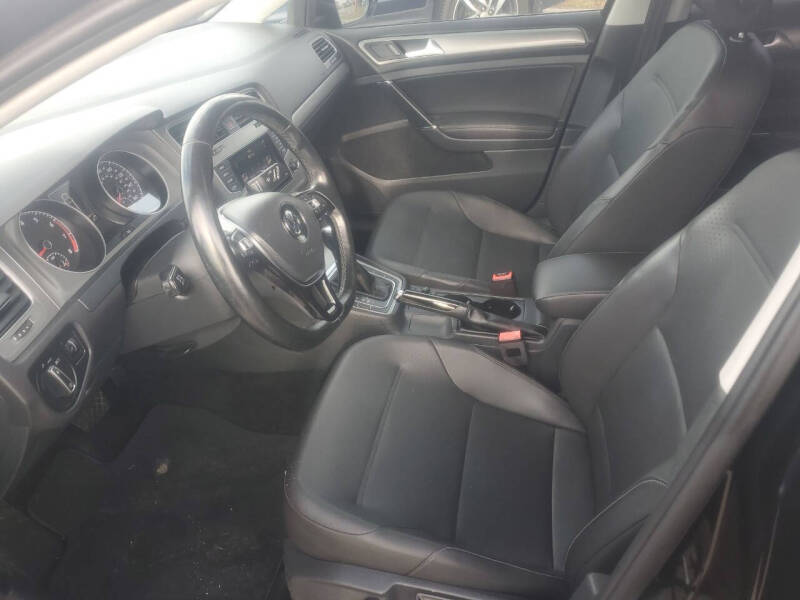 2015 Volkswagen Golf TSI S