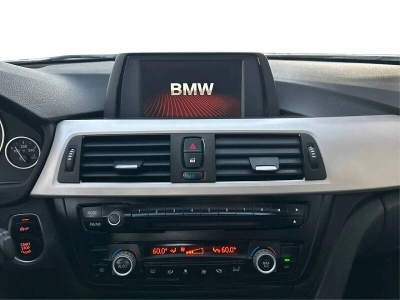 2014 BMW 3 Series 320i