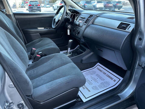 2011 Nissan Versa 1.8 S