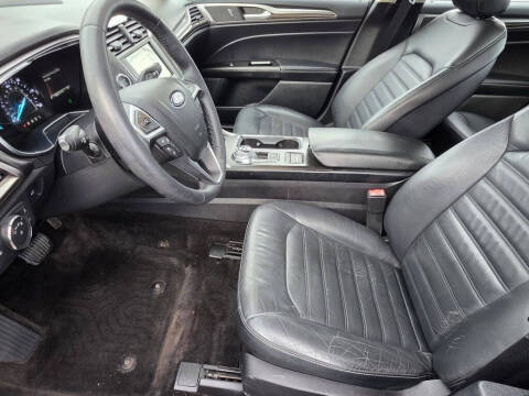 2017 Ford Fusion Hybrid SE