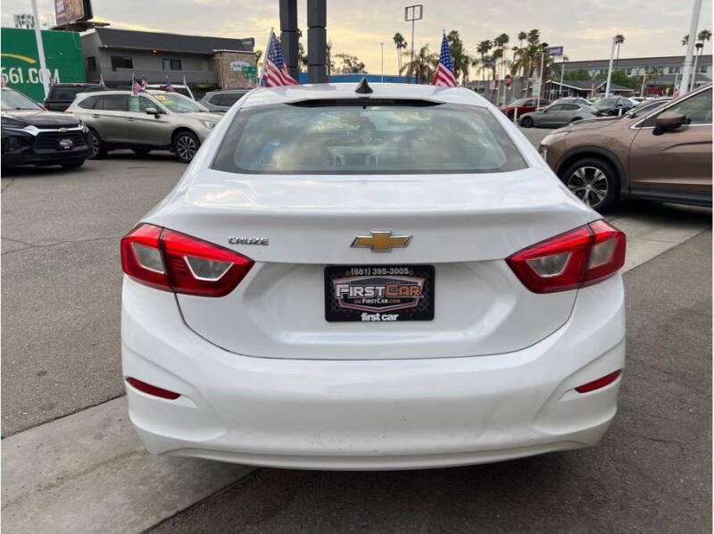 2018 Chevrolet Cruze LS Auto