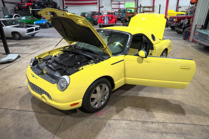 2002 Ford Thunderbird Deluxe