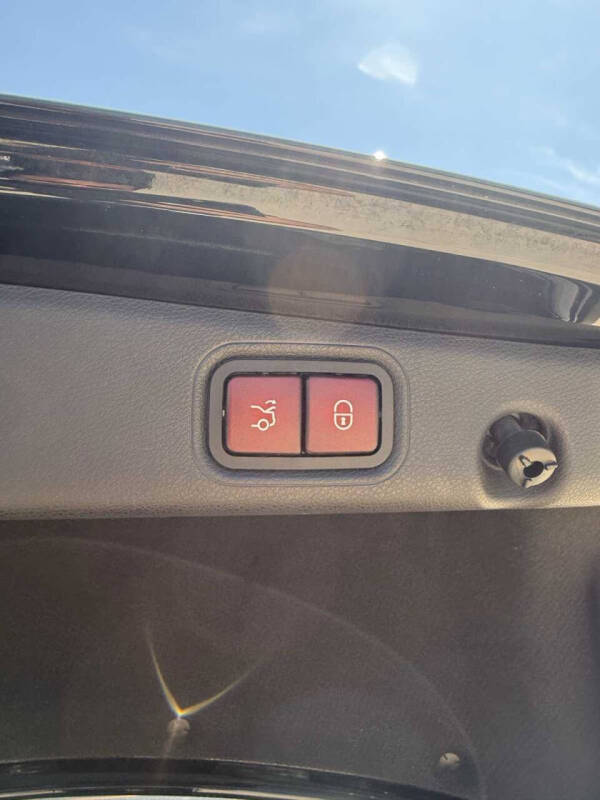 2019 Mercedes-Benz E-Class E 300