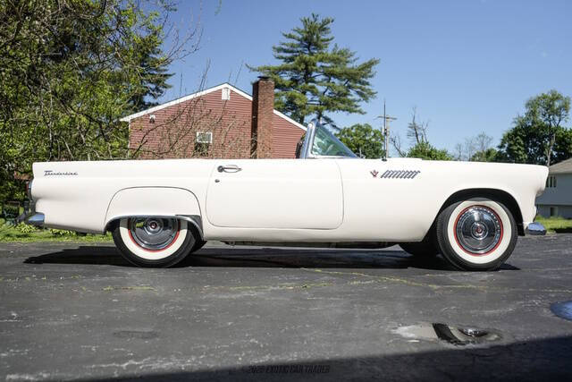 1955 Ford Thunderbird