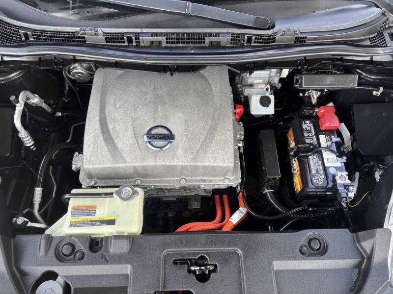 2013 Nissan LEAF