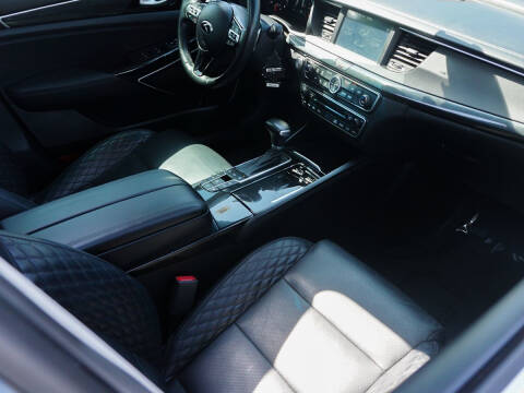 2017 Kia Cadenza Limited