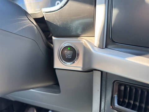 2022 Ford F-150 Lightning XLT