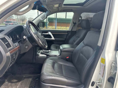 2018 Toyota Land Cruiser