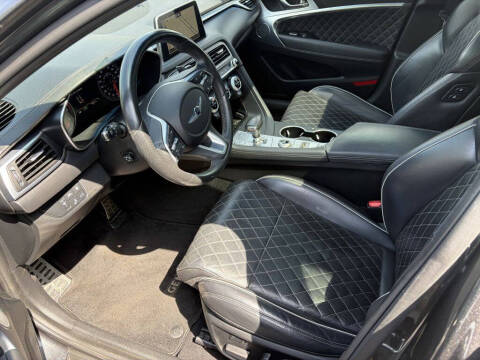 2020 Genesis G70