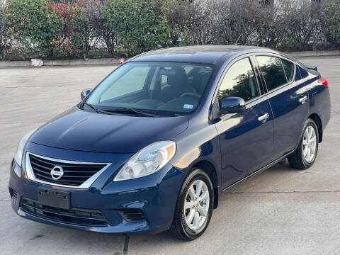 2014 Nissan Versa for sale at Auto Starlight in Dallas TX