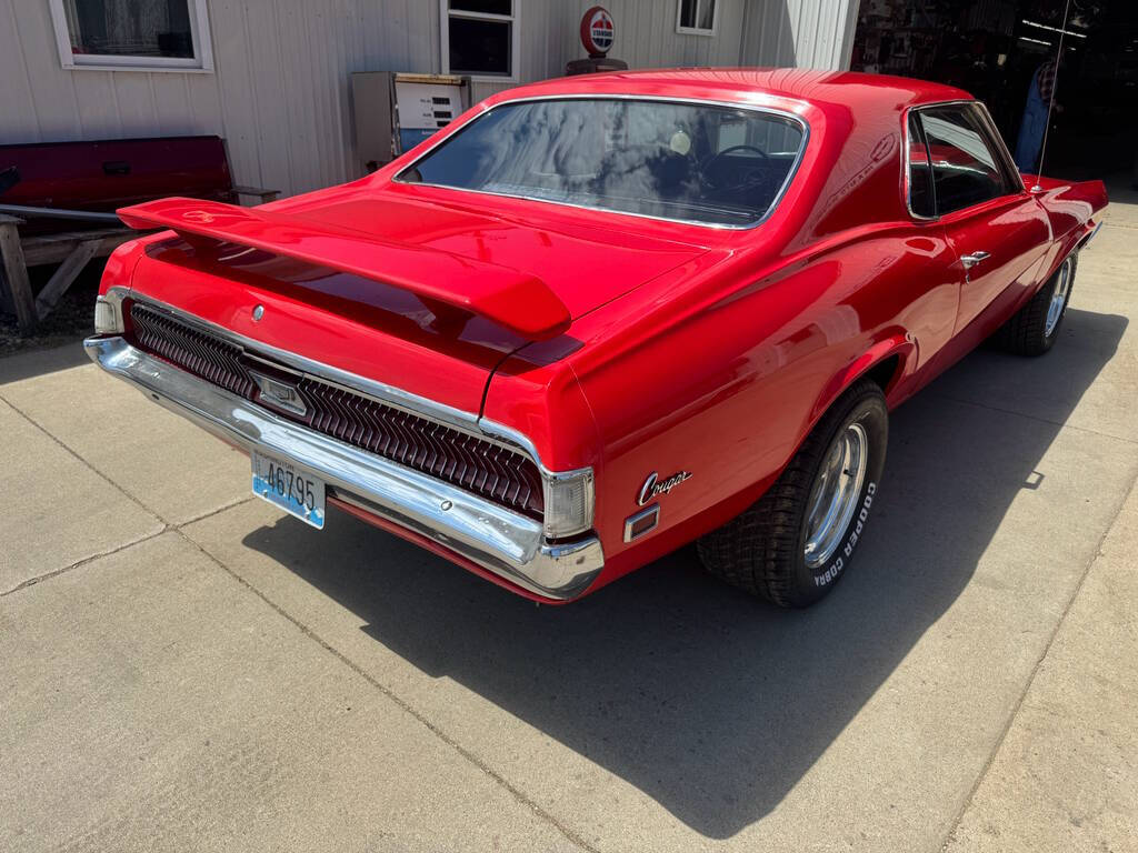 1969 Mercury Cougar 13