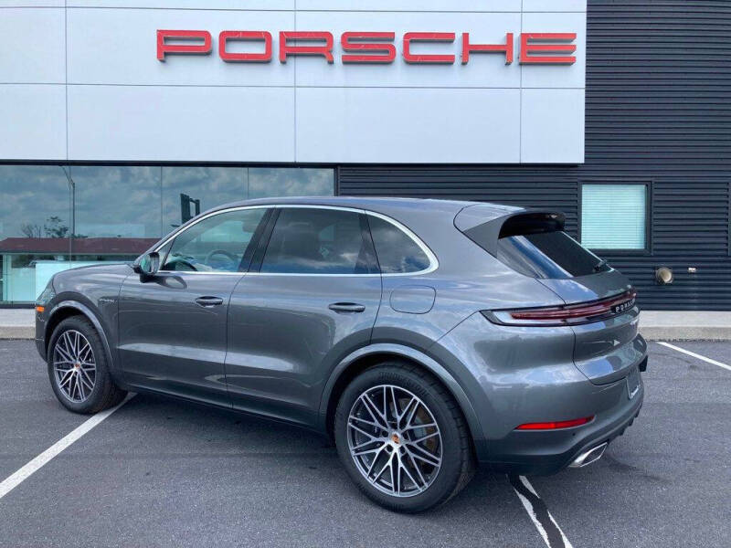 2025 Porsche Cayenne E-Hybrid