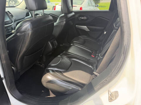 2018 Jeep Cherokee Latitude Plus