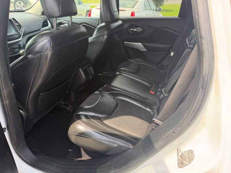 2018 Jeep Cherokee Latitude Plus