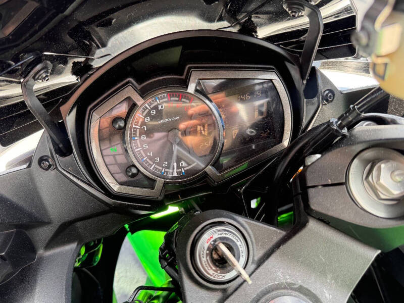 2017 Kawasaki ZX 100