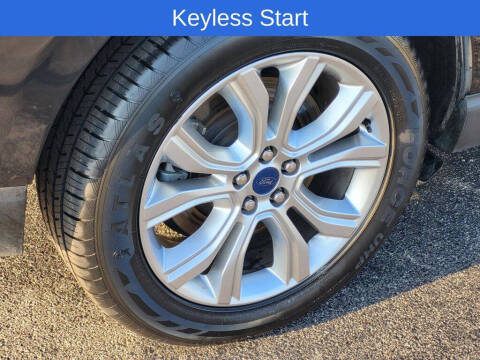 2022 Ford Edge Titanium