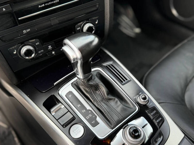 2016 Audi A4 2.0T quattro Premium Plus