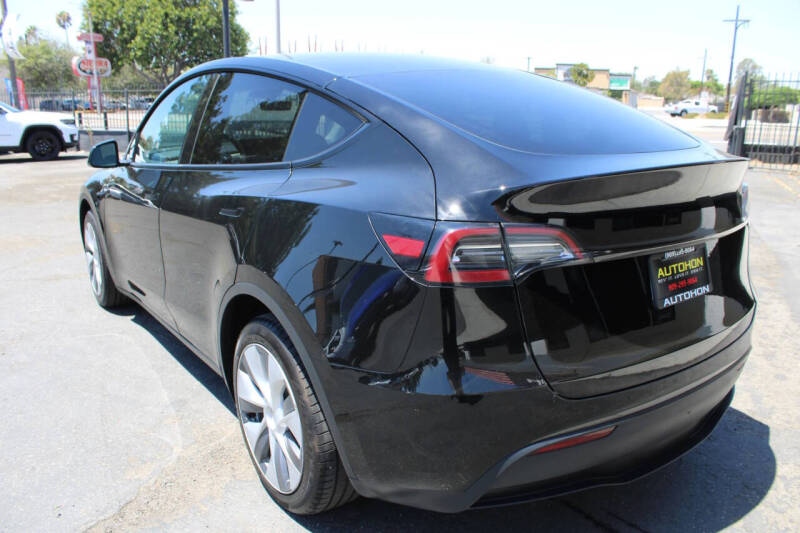 2024 Tesla Model Y Long Range
