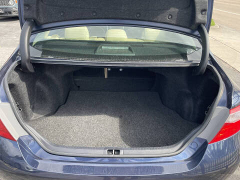 2016 Toyota Camry XSE