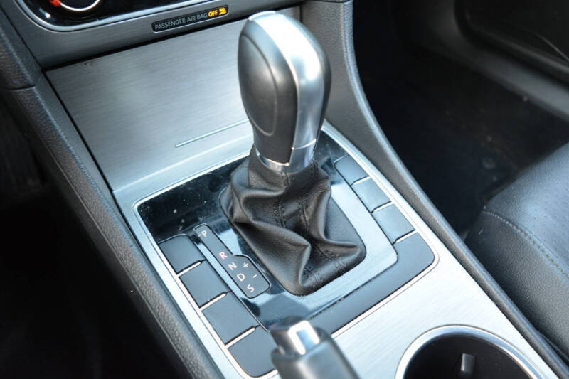 2014 Volkswagen Passat 2.0L TDI SE