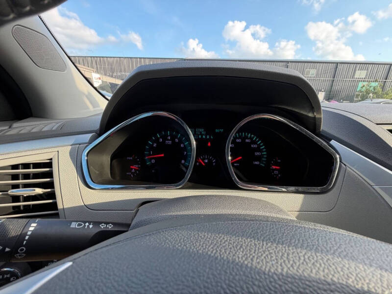 2012 Chevrolet Traverse LS