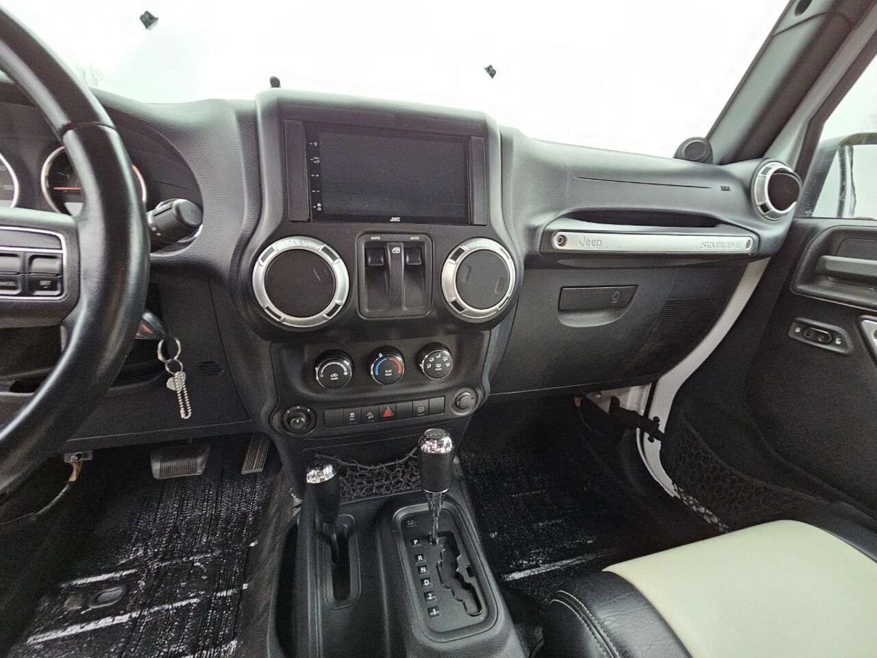 2011 Jeep Wrangler 126
