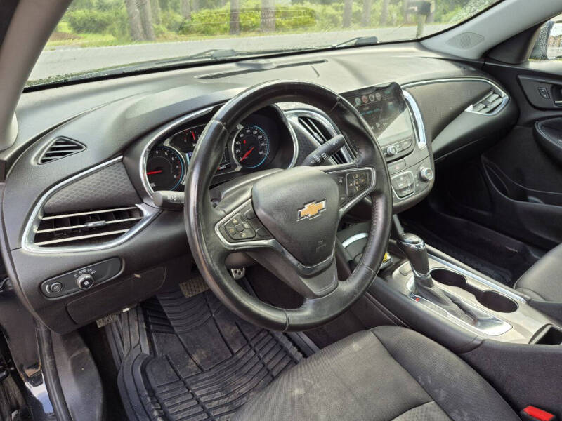 2017 Chevrolet Malibu LT