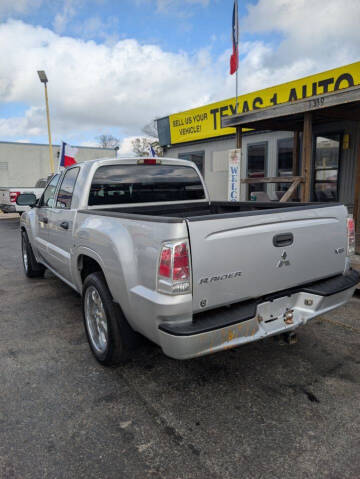 2006 Mitsubishi Raider XLS