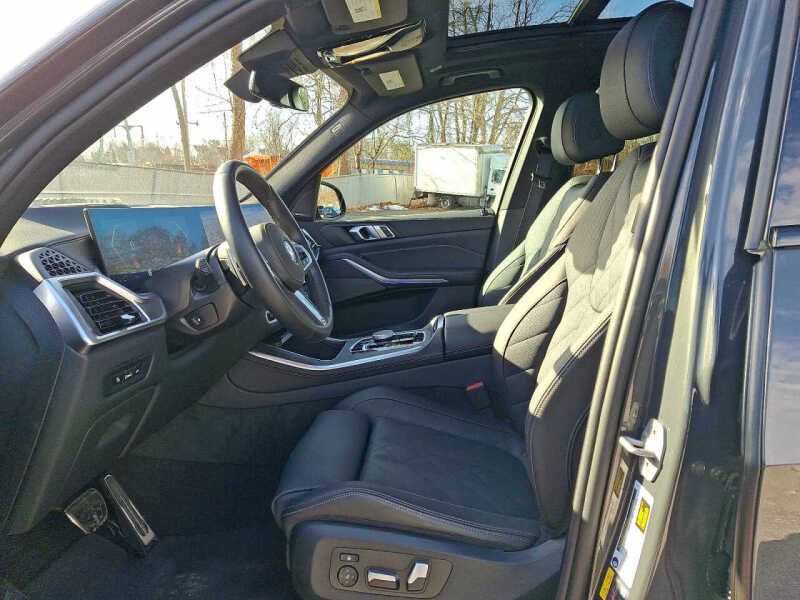 2025 BMW X5 xDrive50e