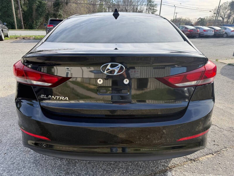 2018 Hyundai Elantra