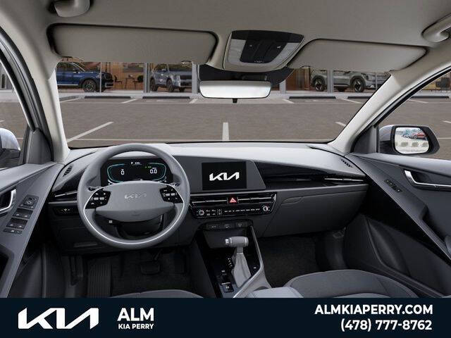 2025 Kia Niro LX