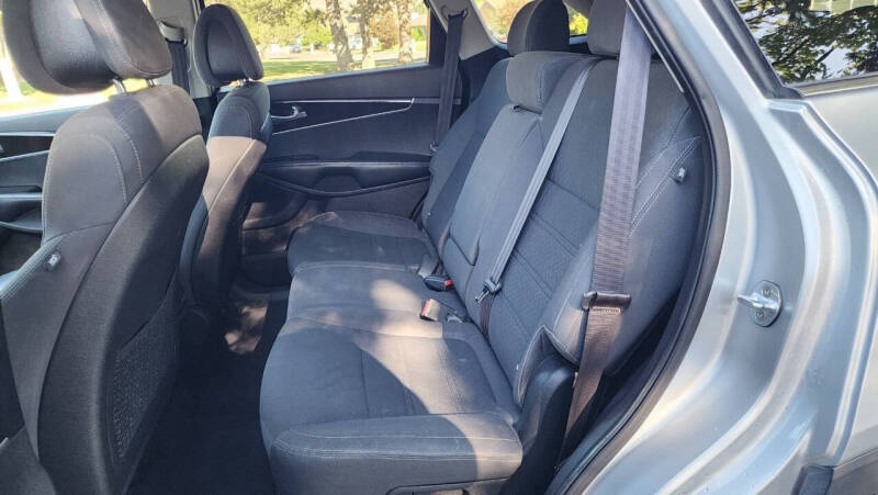 2016 Kia Sorento LX