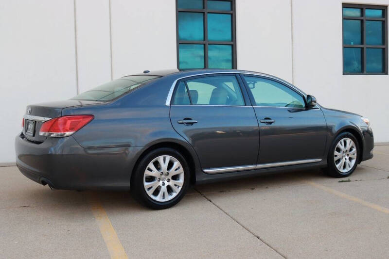 2011 Toyota Avalon