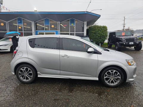 2017 Chevrolet Sonic LT Auto