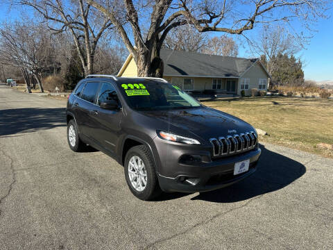 2014 Jeep Cherokee for sale at AM AUTO SALES LLC in Boise ID