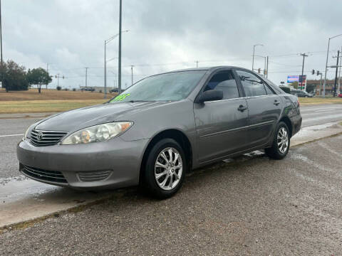 2005 Toyota Camry LE