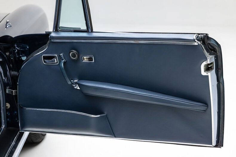 1969 Mercedes-Benz 280-Class