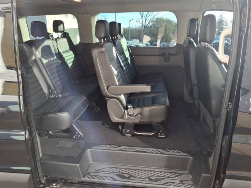 2020 Ford Transit 150 XLT