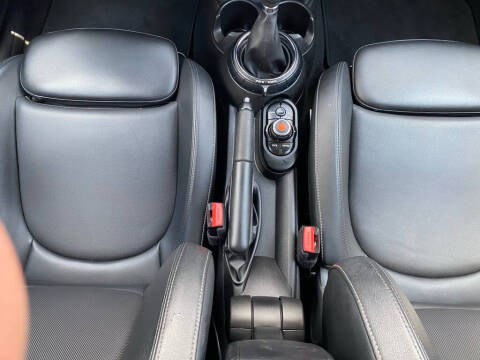 2016 MINI Hardtop 4 Door Cooper