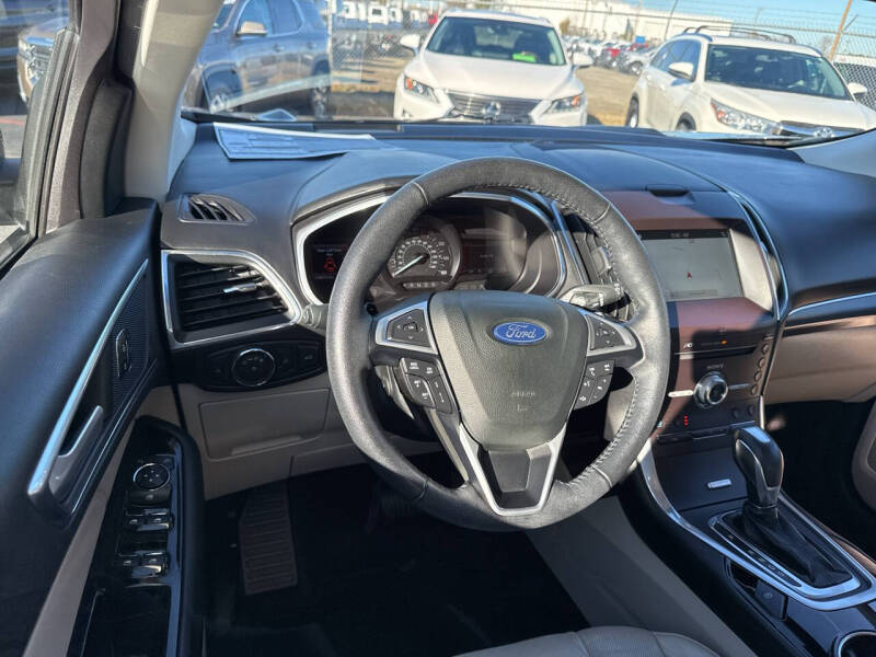 2018 Ford Edge Titanium