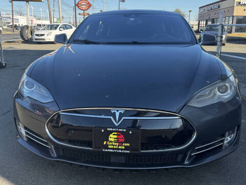 2015 Tesla Model S 70D