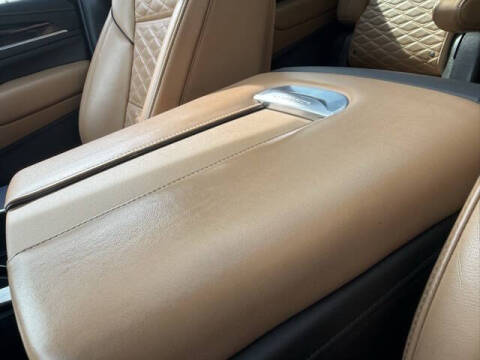 2023 Cadillac Escalade ESV Premium Luxury