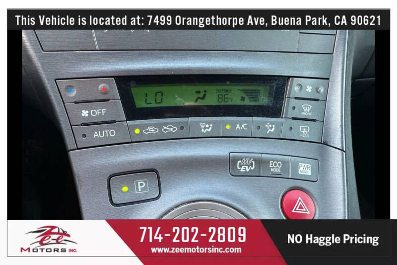 2015 Toyota Prius Plug-in Hybrid