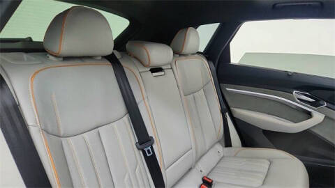 2024 Audi Q8 e-tron quattro Prestige