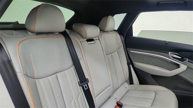 2024 Audi Q8 e-tron quattro Prestige