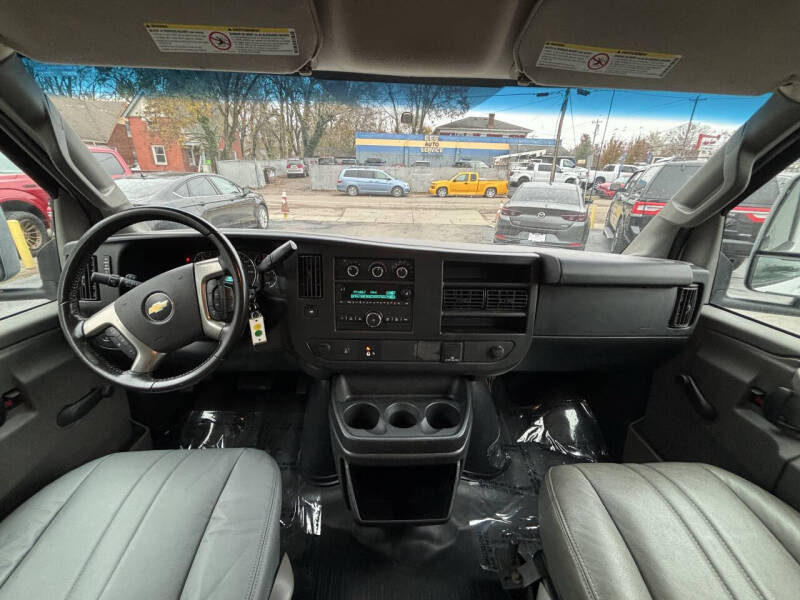2017 Chevrolet Express 3500