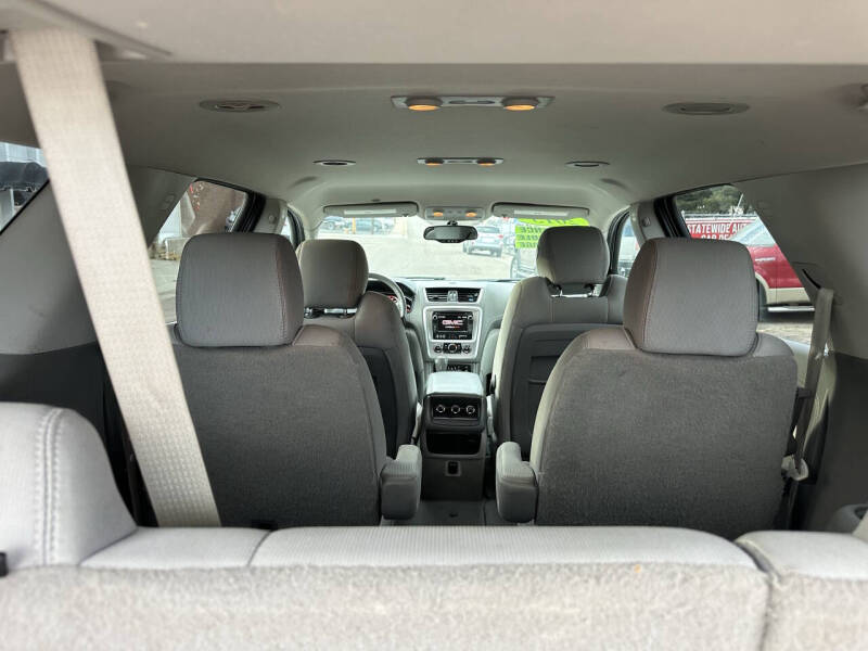 2015 GMC Acadia SLE-2
