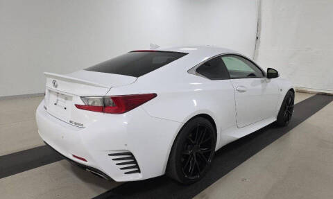 2016 Lexus RC 200t